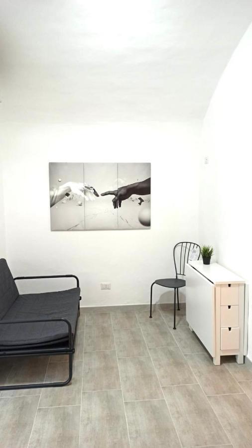 Miral One Appartamento Bari Esterno foto